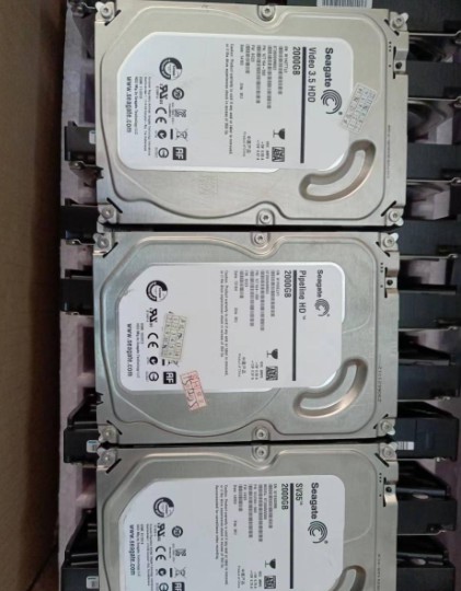 回收服务器硬盘网卡内存台式机笔记本 回收服务器硬盘网卡内存台式机笔记本